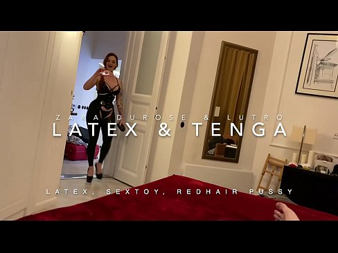 ❤️ Usisi otholwa enekhanda elibomvu egqoke imvunulo ye-latex ebhejwa usingamzali Izocansi ku-zu.ttsex.ru